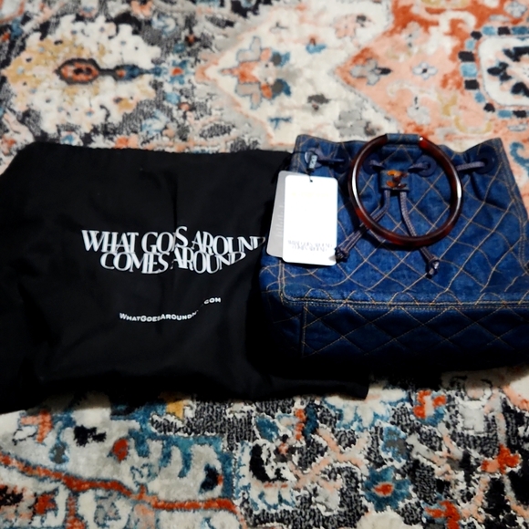 CHANEL Handbags - Chanel